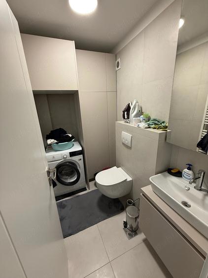 Apartament cu 3 camere decomandat în Mureșeni