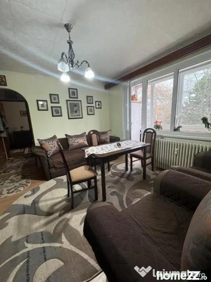 Apartament cu 2 camere semidecomandat în Rădăuți