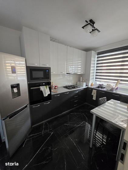 Casă cu 4 camere cu Teren 30 Mp în Central