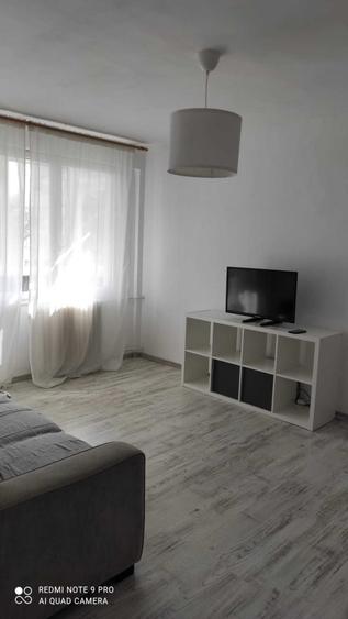 Apartament cu 2 camere decomandat, mobilat în Basarabia