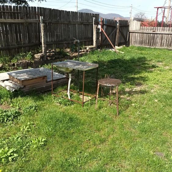 Casă cu 2 camere în Dumbrava