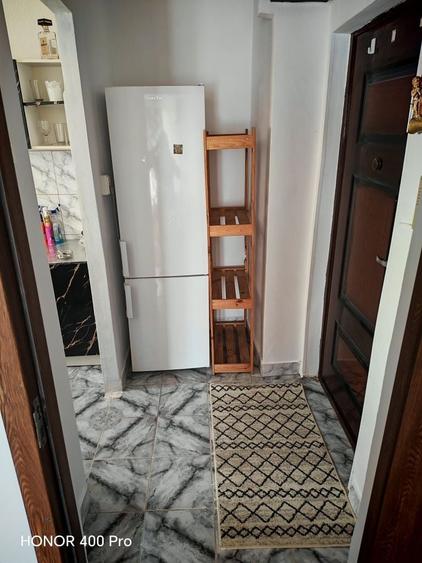 Apartament cu 2 camere semidecomandat în 1 Decembrie 1918