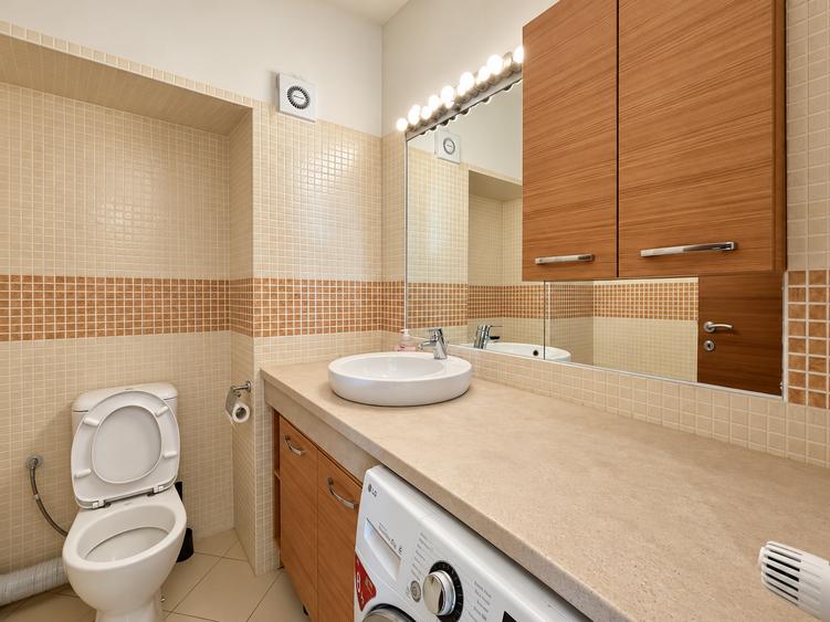 Apartament cu 2 camere decomandat, mobilat în Parcul Circului