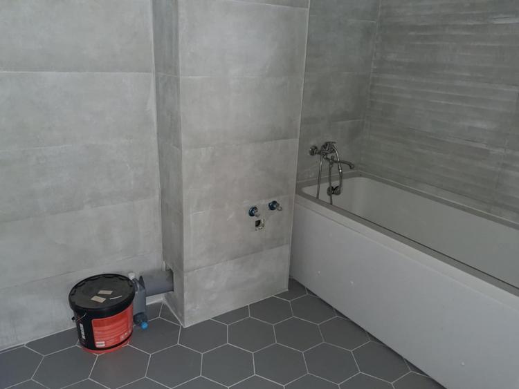Apartament cu 3 camere decomandat în 1 Decembrie 1918