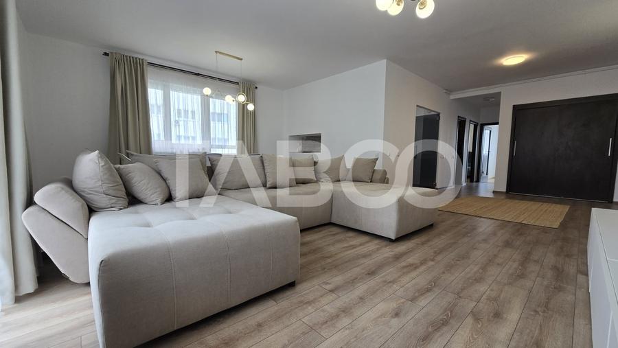 Apartament cu 3 camere decomandat, mobilat în Mihai Viteazul