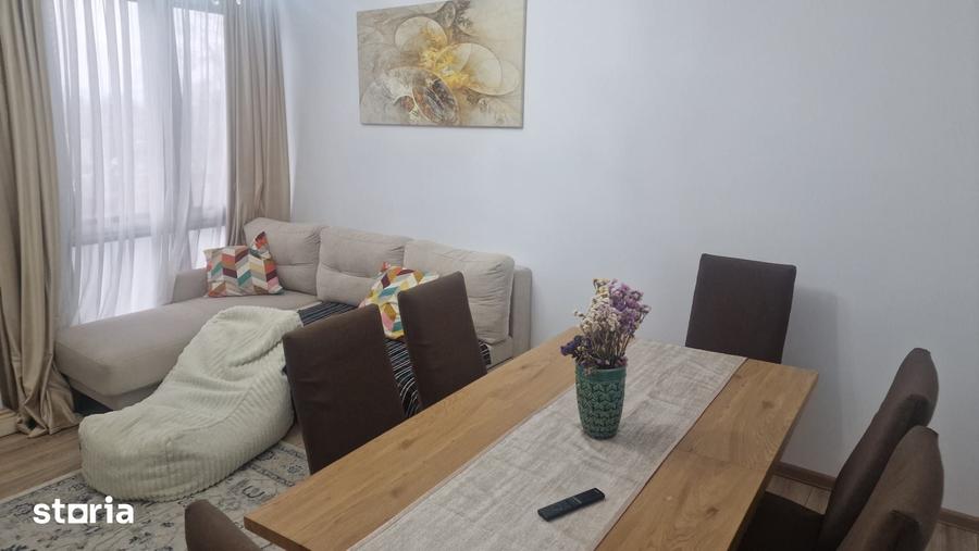 Apartament cu 3 camere în Democrației