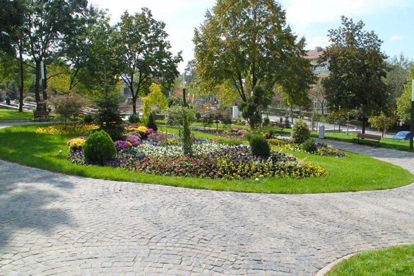 Apartament cu 2 camere semidecomandat în Ceair
