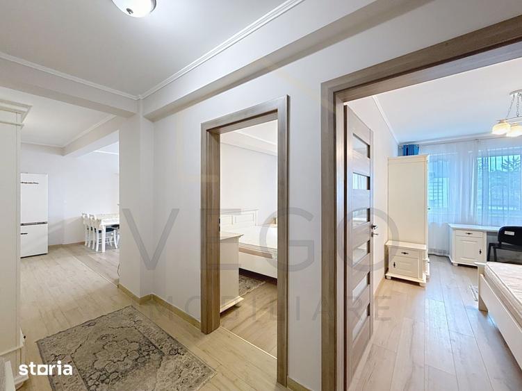 Apartament cu 3 camere, mobilat în Plopilor