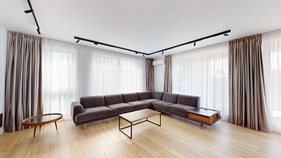 Duplex cu 5 camere cu Canalizare în Pipera