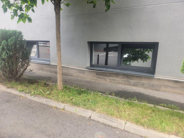 De vânzare boxa la demisol,pretabila pentru un birou,arhiva,depozit/Brâncoveanu - 3