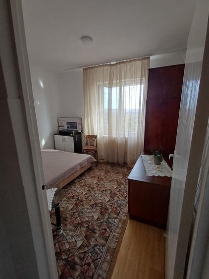 Apartament cu 2 camere semidecomandat în Exterior Vest