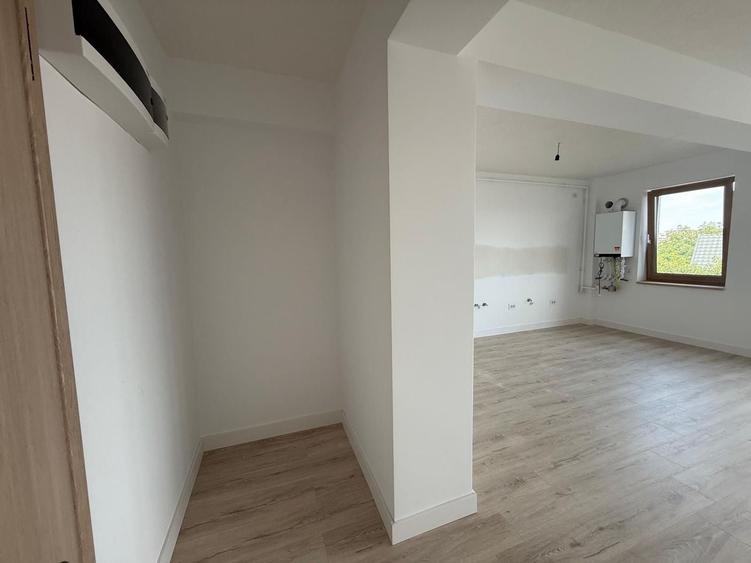 Apartament cu 2 camere semidecomandat în Titan