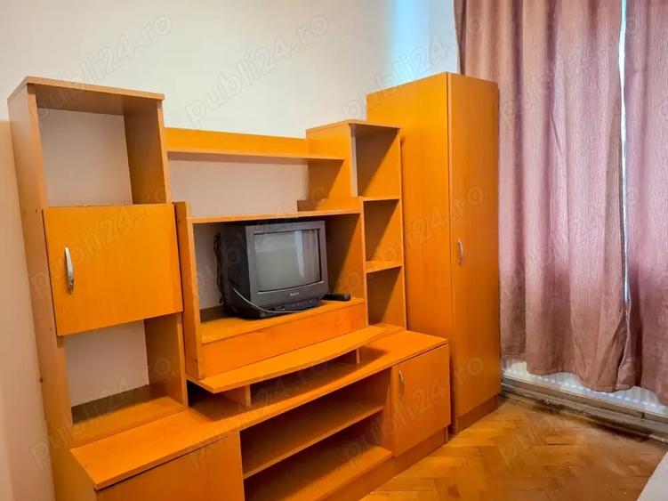 Apartament cu 3 camere semidecomandat în Take Ionescu