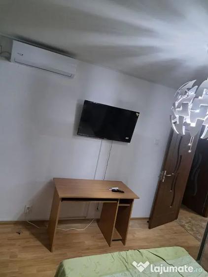 Apartament cu 2 camere decomandat în Eroii Revoluției