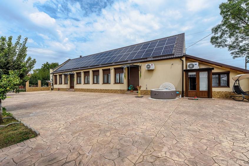 Casă individuală cu 4 camere cu Piscina în Secusigiu