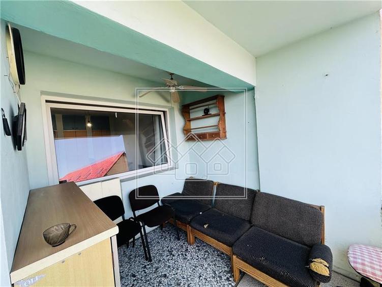 Apartament cu 2 camere decomandat în Mihai Viteazul