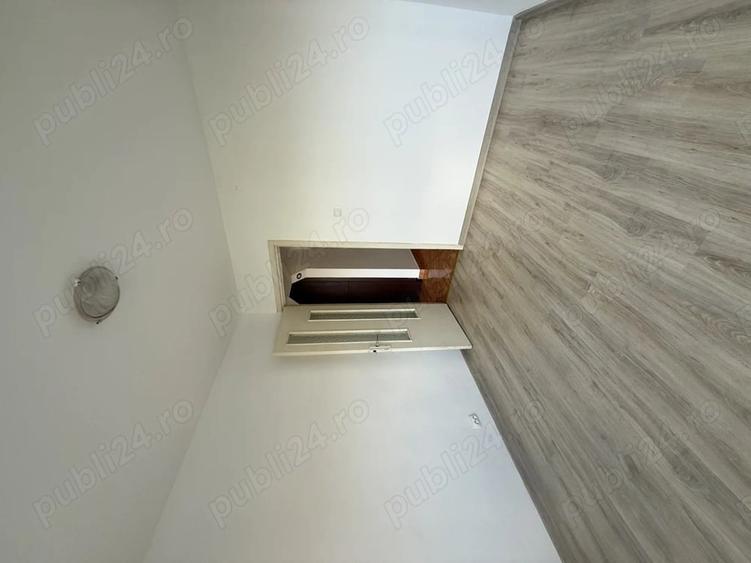 Apartament cu 3 camere decomandat în Soarelui