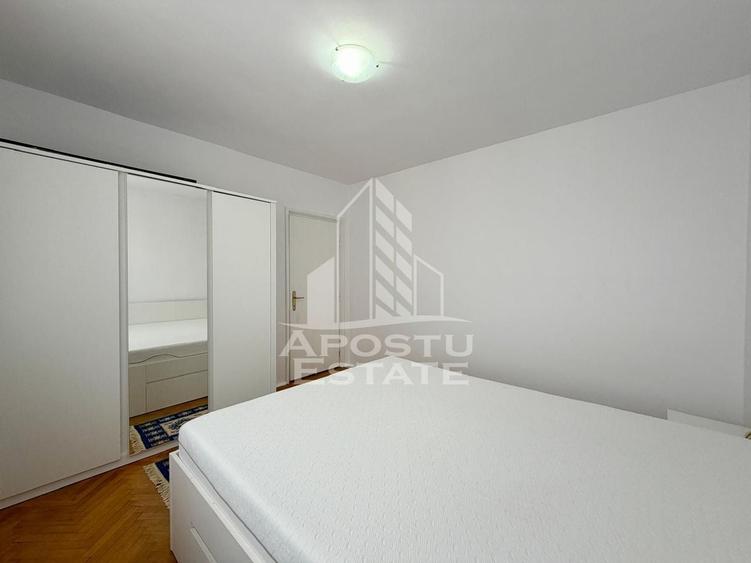 Apartament cu 3 camere decomandat, mobilat în Fabric