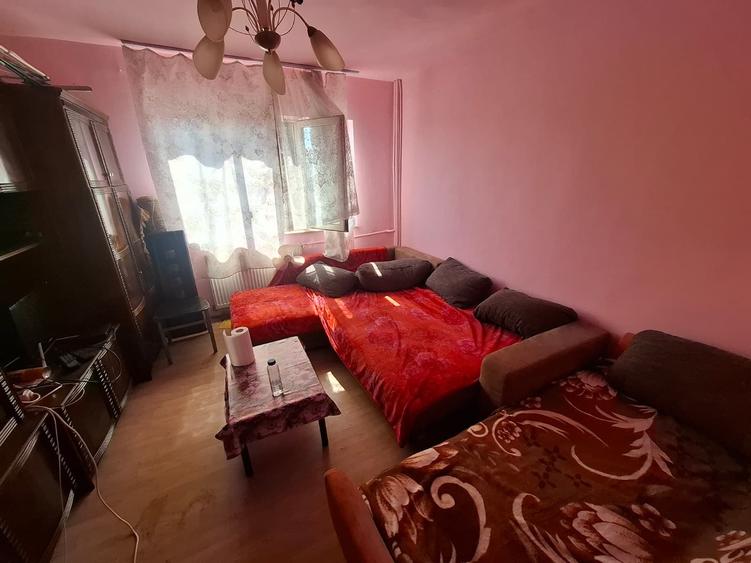 Garsonieră nedecomandată în Aurel Vlaicu
