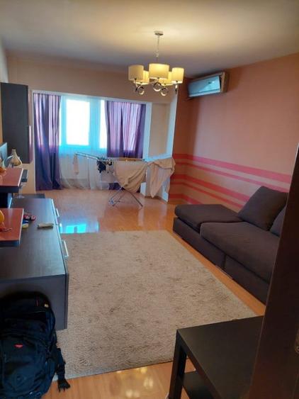 Apartament cu 2 camere decomandat în Obor