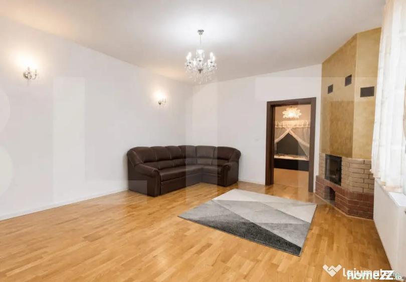 Apartament cu 3 camere semidecomandat în Iosefin
