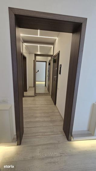 Apartament cu 4 camere în Giurgiului
