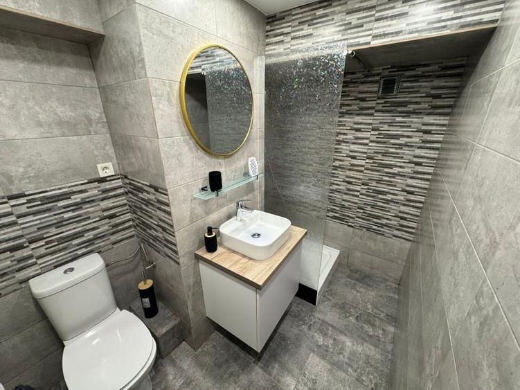 Apartament cu 2 camere decomandat, mobilat în Unirii