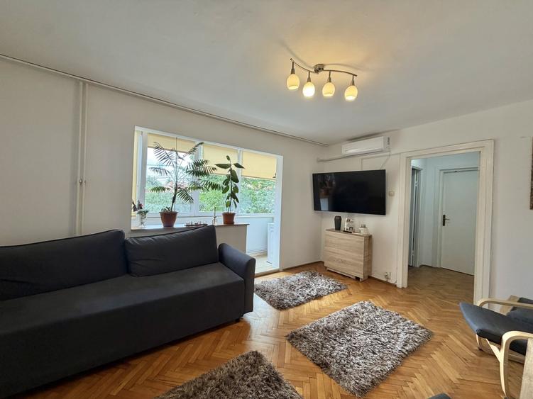 Apartament 3 camere, etaj 1, semidecomandat, zona Olimpia-Stadion - 1