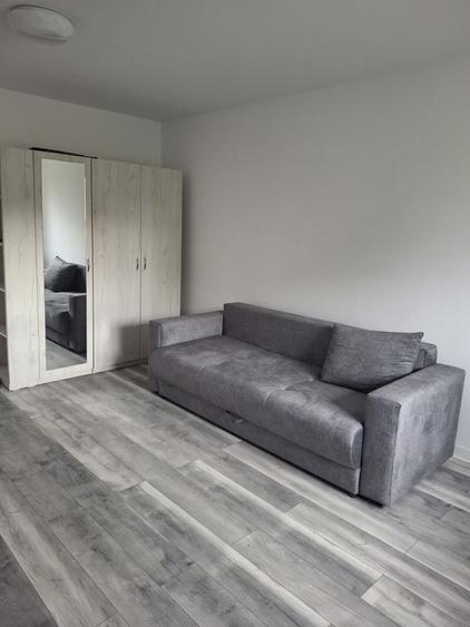 Apartament cu 2 camere semidecomandat în Rediu