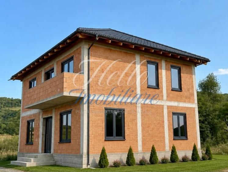 Casă individuală cu 5 camere cu Teren 700 Mp în Baciu