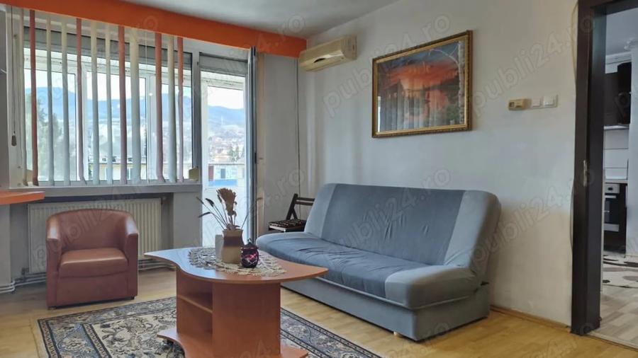 Apartament cu 2 camere semidecomandat în Ultracentral