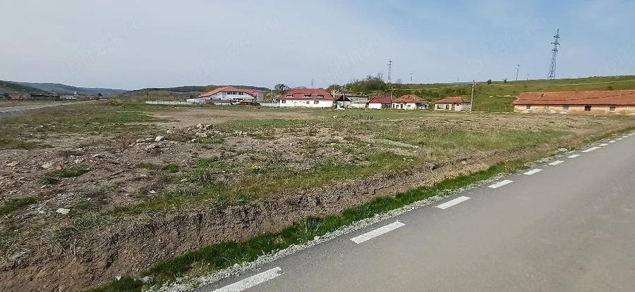 Spațiu comercial, de 496 mp, în Voivozi (Popești)