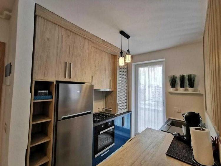 Apartament cu 2 camere decomandat în Exterior Vest