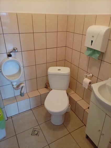 Casă cu Teren 986 Mp în Central