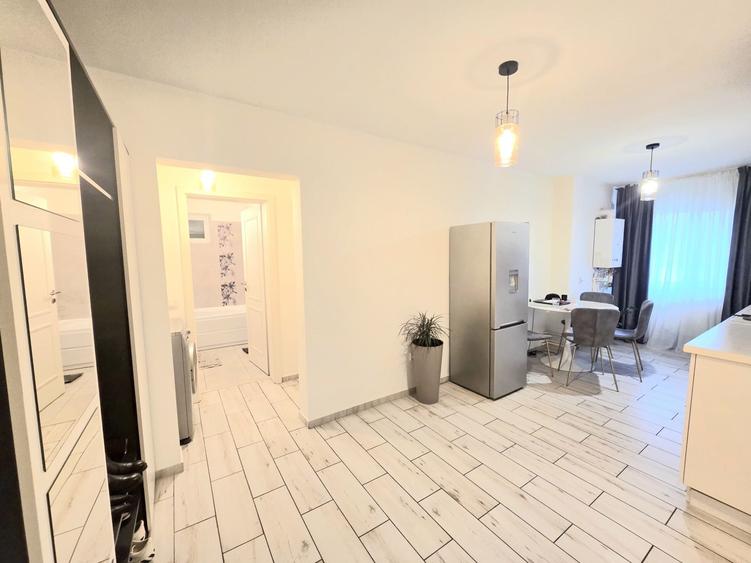 Apartament cu 2 camere decomandat în Rovine