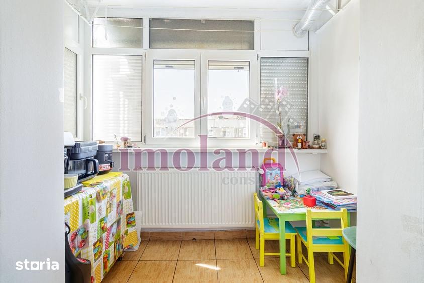 Vanzare- Apartament - 3 camere cu centrala - - Pta Rahova - 13