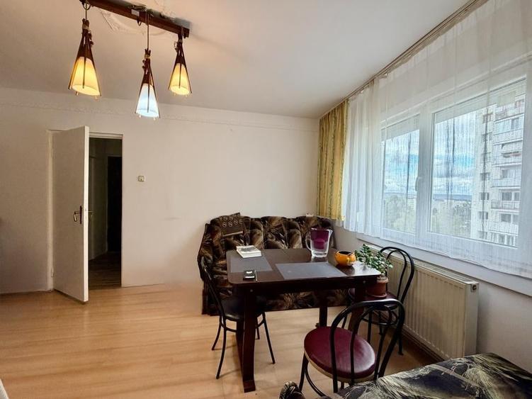 Apartament cu 3 camere semidecomandat în Mănăștur