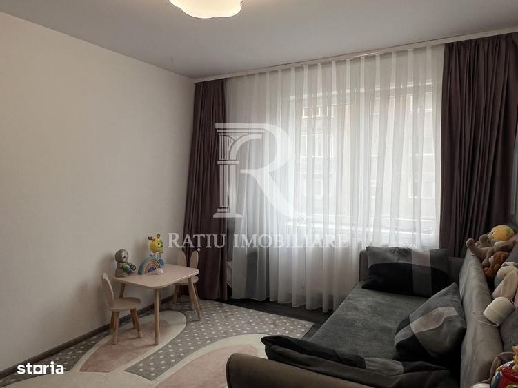 Apartament cu 3 camere în Nufărul