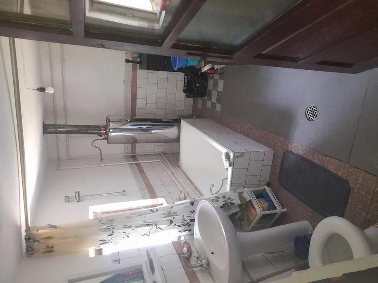 Casă cu Teren 750 Mp în Micești