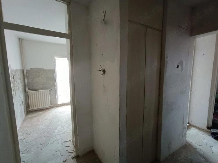 Apartament cu 2 camere decomandat în Gara