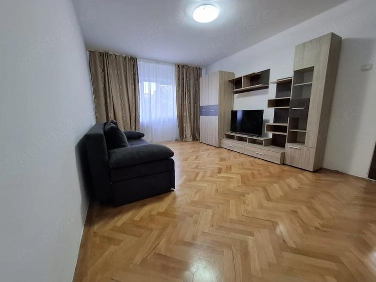 Apartament 2 camere, 55 mp, zona Rovine - 2