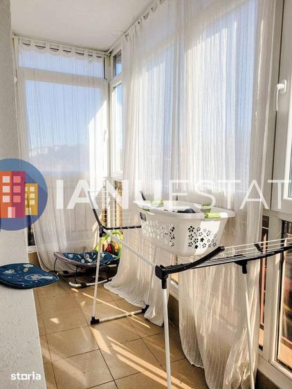 Apartament cu 3 camere decomandat în Berceni