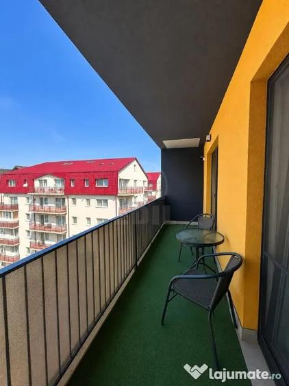 Apartament cu 3 camere decomandat în Florești
