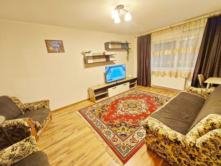 Apartament cu 3 camere decomandat în Oancea