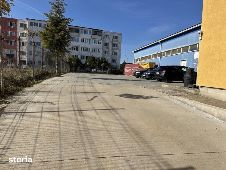 Spațiu comercial, de 451 mp, în Central