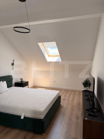 Apartament cu 3 camere semidecomandat, mobilat în Florești
