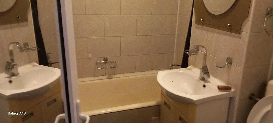 Apartament cu 2 camere decomandat în Gara