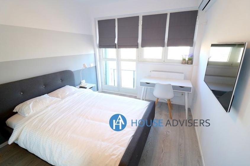 Apartament cu 3 camere, mobilat în Romană