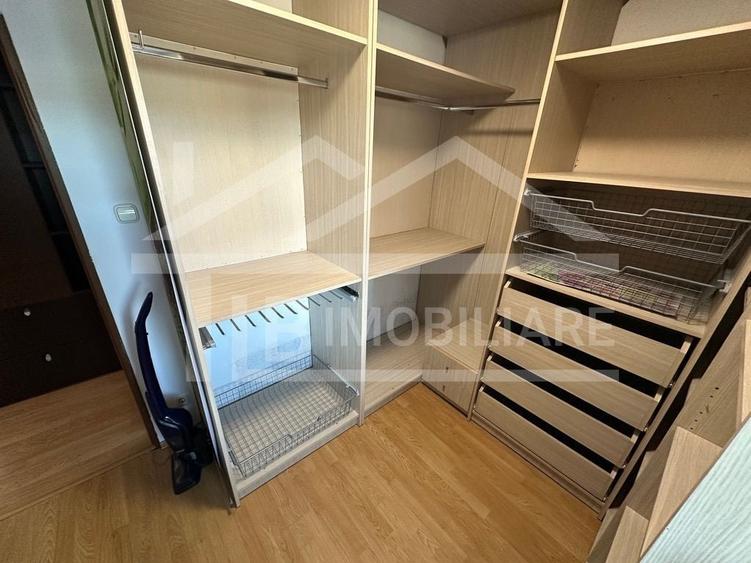 Apartament cu 3 camere decomandat, mobilat în Pandurilor