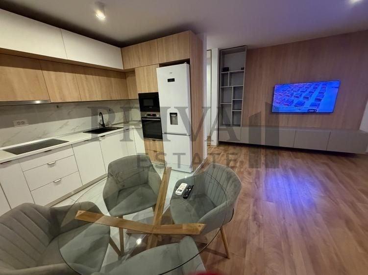 Apartament cu 2 camere decomandat, mobilat în Aradului